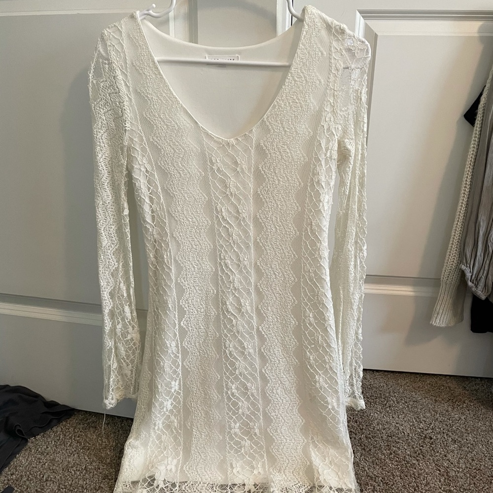 White lace dress